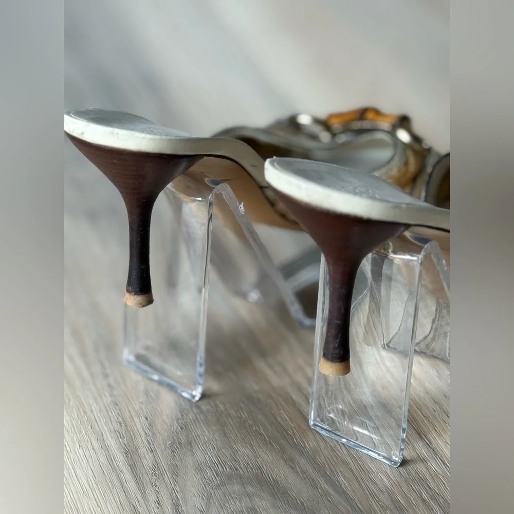 GUCCI Tan/Cream + Rafia Women's Mules in great condition - Picture 5 of 9